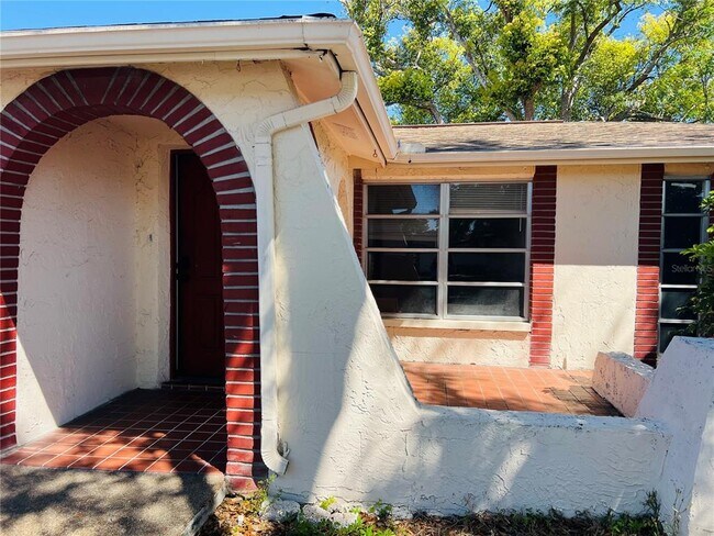 Photo - 7811 Embassy Blvd