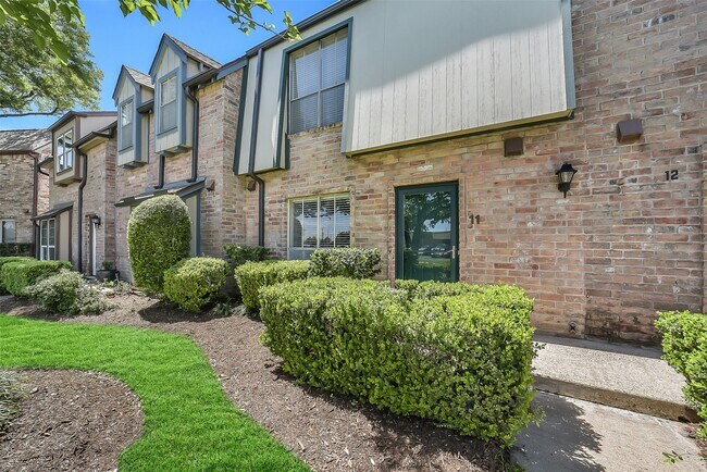 Photo - 14703 Barryknoll Ln Unit 11