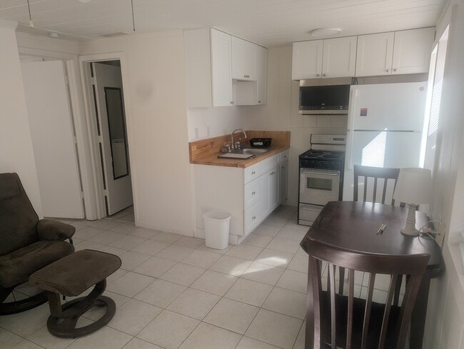 Photo - 1244 Woodlawn Ter Unit 1244 woodlawn rear