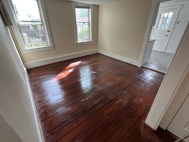 Photo - 1411 N Washington Ave Unit 1B