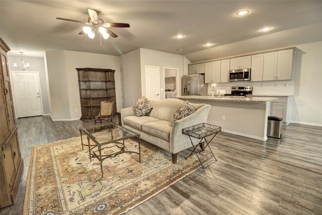 Photo - 188 Courageous Side Way