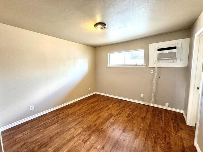 Photo - 1755 Colquitt St Unit 4