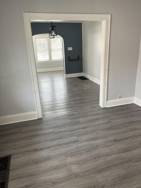 Photo - 32 N Jackson St