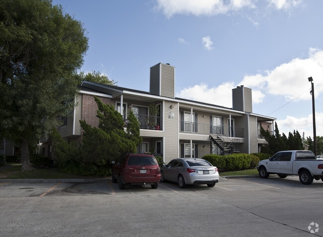 Yardarm Apartments Homes