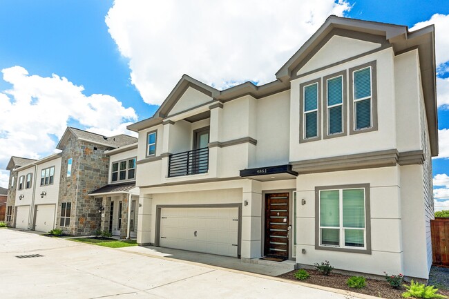 Building Photo - 4861 Benning Dr Rental
