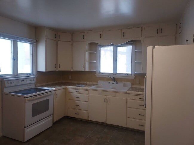 Photo - 720 S 9th Ave Unit 720 9th Ave C