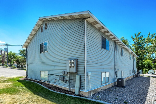 Photo - 255 E Center St Unit 11
