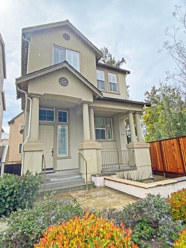 Photo - 1715 Salamoni Ct - Beautiful Berryessa Townhome with Solar -- Walk to BART and Trails!