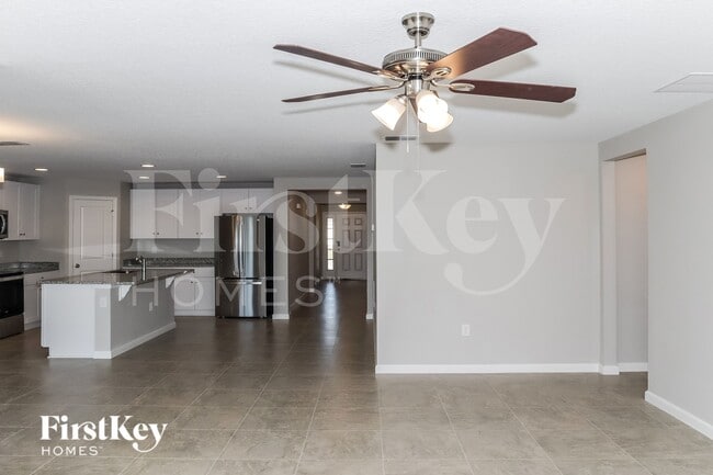 Photo - 437 Earhart Dr