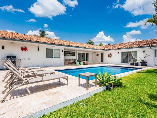 Photo - 1036 Lugo Ave