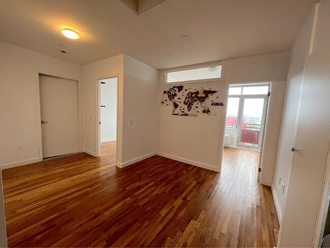 Photo - 184 Noll St Unit 5A