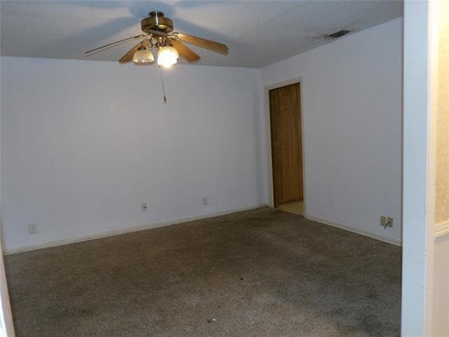 Photo - 205 Larkspur Ln