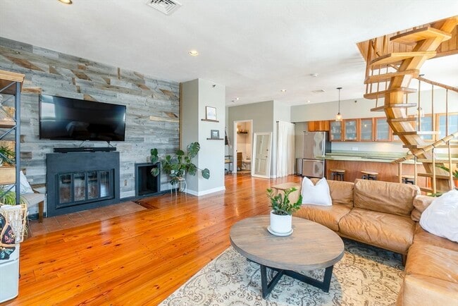 Photo - 37 Winnisimmet St Unit PH7