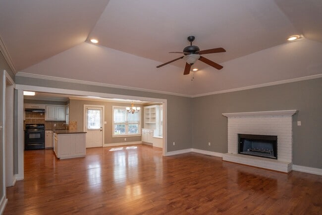 Photo - Adorable 3 Bedroom Sherwood Home