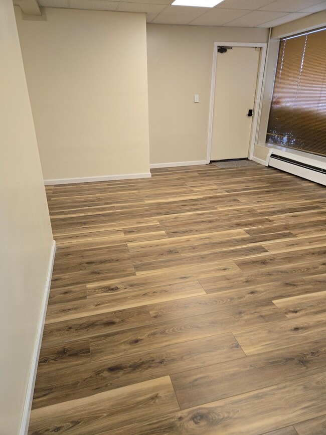 Photo - 639 Pawling Ave