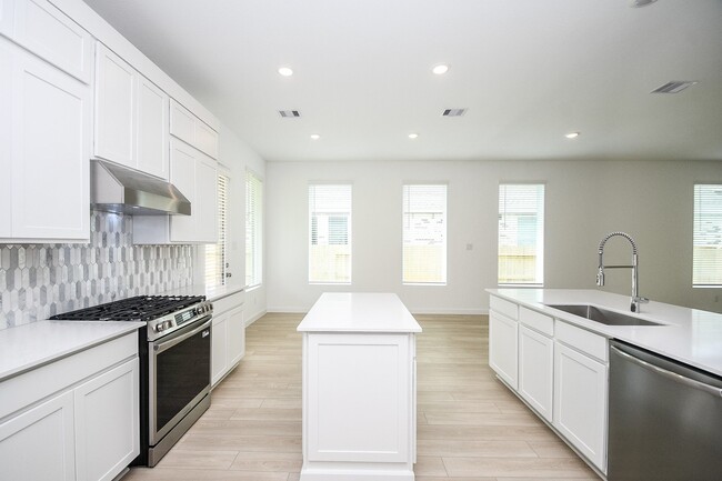 Photo - 4227 Eagle Pass Dr