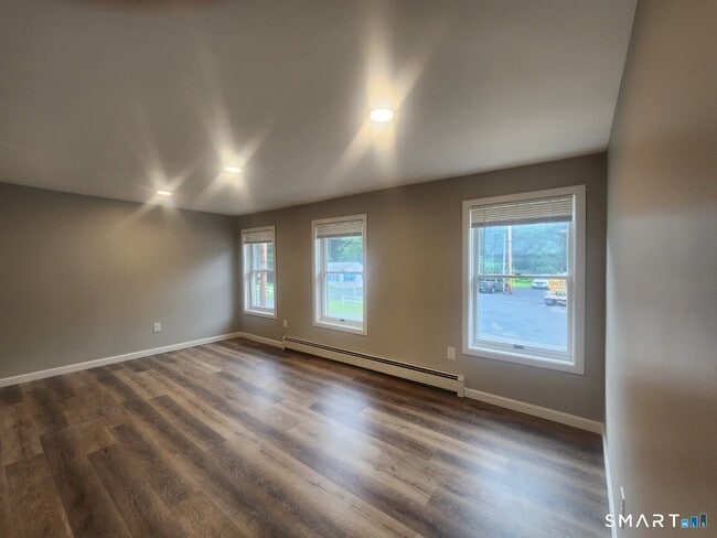 Photo - 226 W Main St Unit B