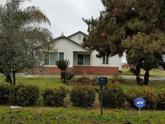 Country Home For Rent! - Country Home For Rent!