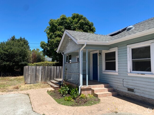 Building Photo - 2308 17th Ave Rental