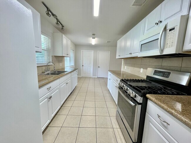 Photo - 4635 Wild Indigo St Unit 497