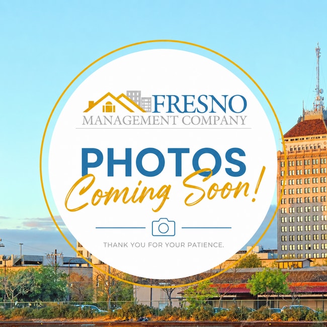 Building Photo - Solar Included! Spacious Single-Story Fresno Home with Den & 2-Car Garage!