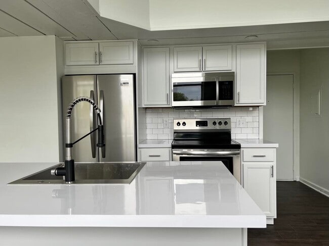 Photo - 288 Cumberland St Unit 300