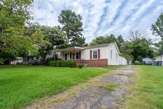 Photo - 113 Crestview Dr