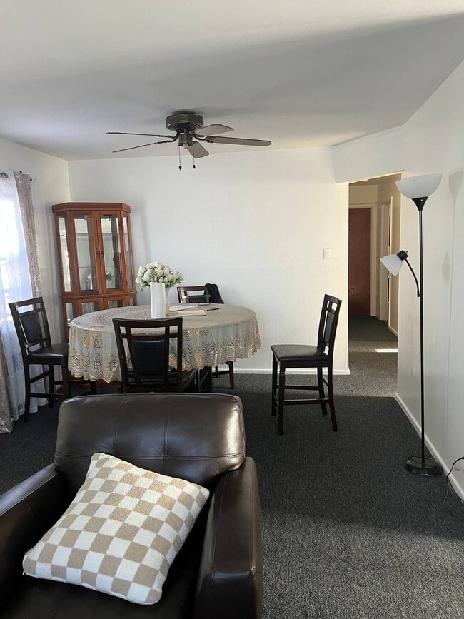 Photo - 228-23 Edgewood Ave