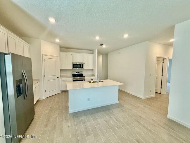 Photo - 3016 Raven Trce