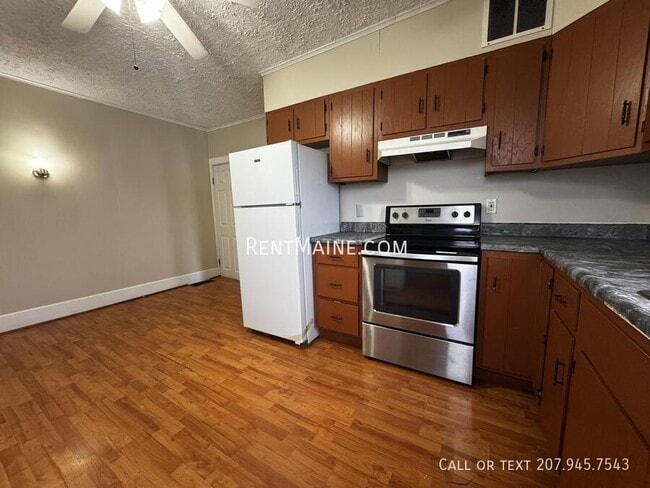 Photo - 2 Danielson St Unit 3