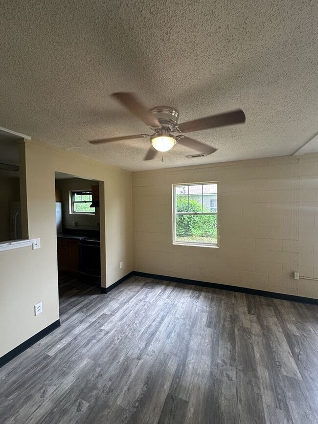 Photo - Freshly Updated 3 Bedroom Home in St. Elmo!!