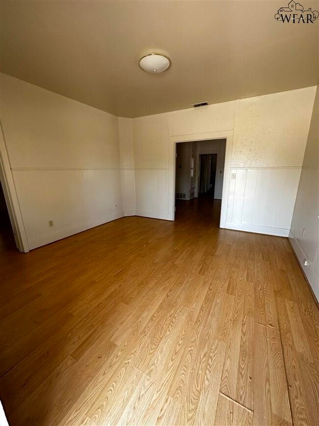 Photo - 1106 13th St