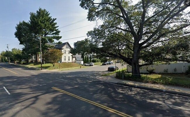 Photo - 407 Newport Ave Unit 1