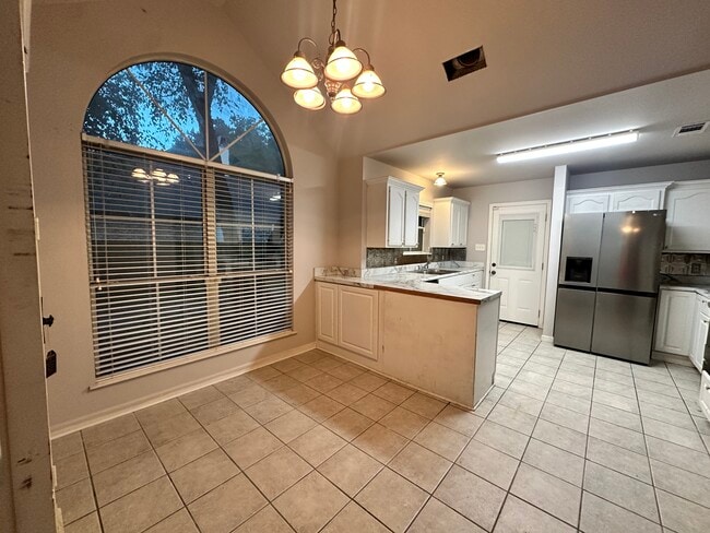 Photo - 131 Carolyn Ave