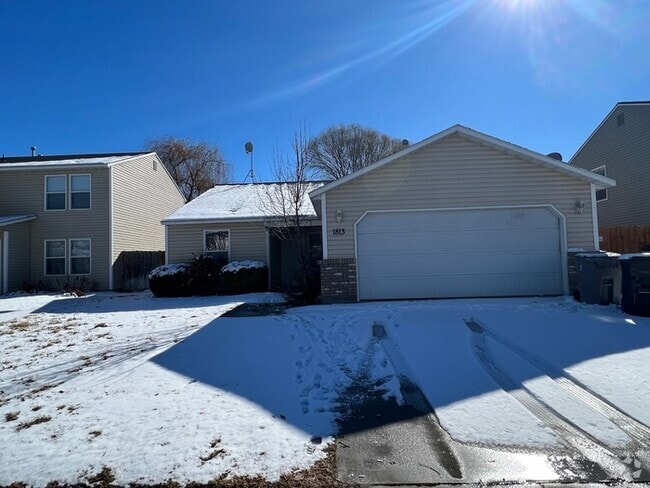 Building Photo - Newley Updated 3bed 2bath In West Nampa Rental