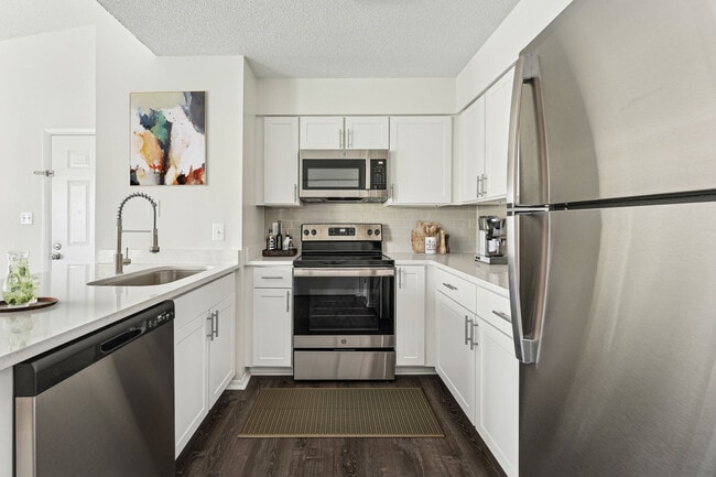 Photo - Windsor at Fairlakes