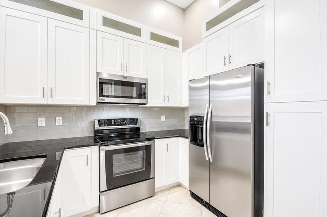 Photo - 701 S Olive Ave Unit 303