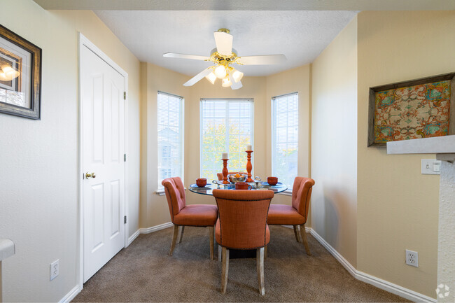 Interior Photo - Sterling Pointe Apartments