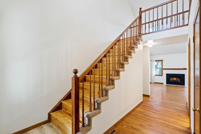 Photo - 1556 Faraday Cir