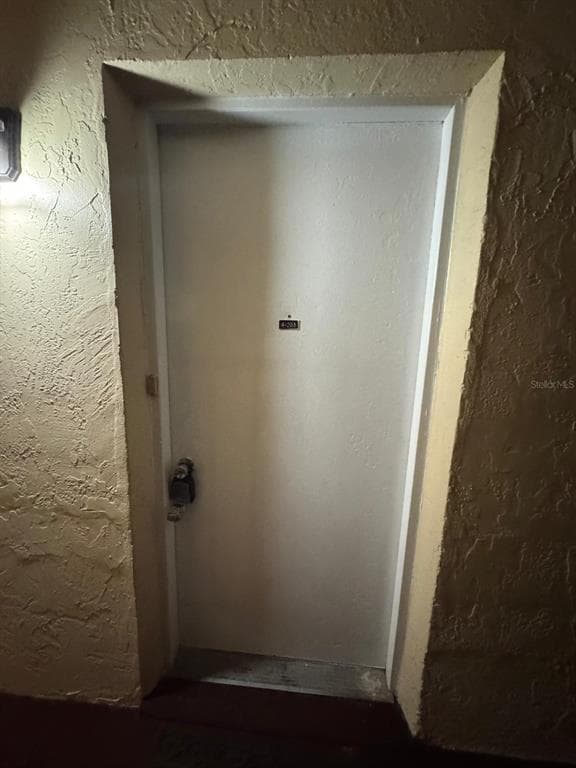 Building Photo - 2050 Oleander Blvd Unit 5-202