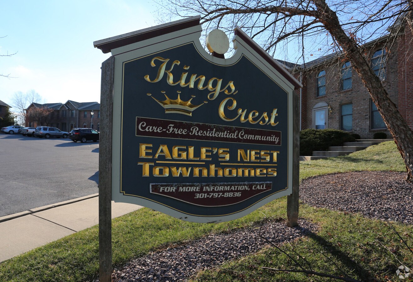 Eagle's Nest Townhomes - Eagle's Nest Townhomes