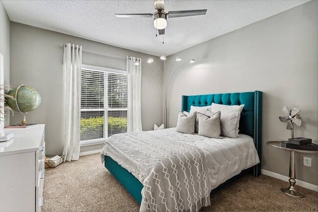 1BR, 1BA - 745SF (The Piedmont) - Bedroom