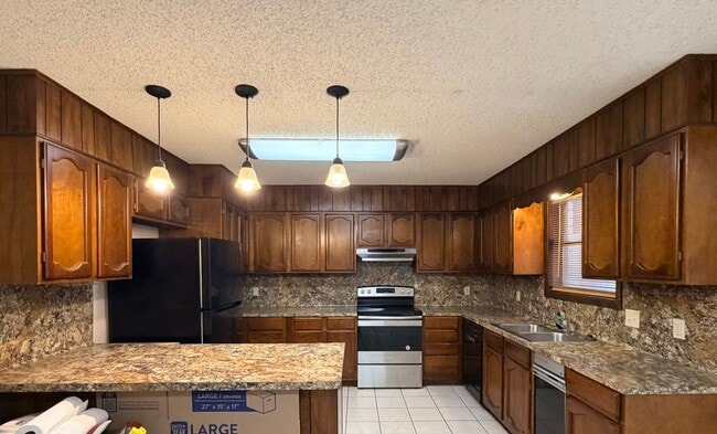 Photo - Don't miss out! Large 2/2 apartment