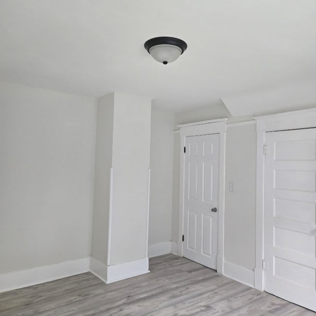 Photo - 312 W McClure Ave