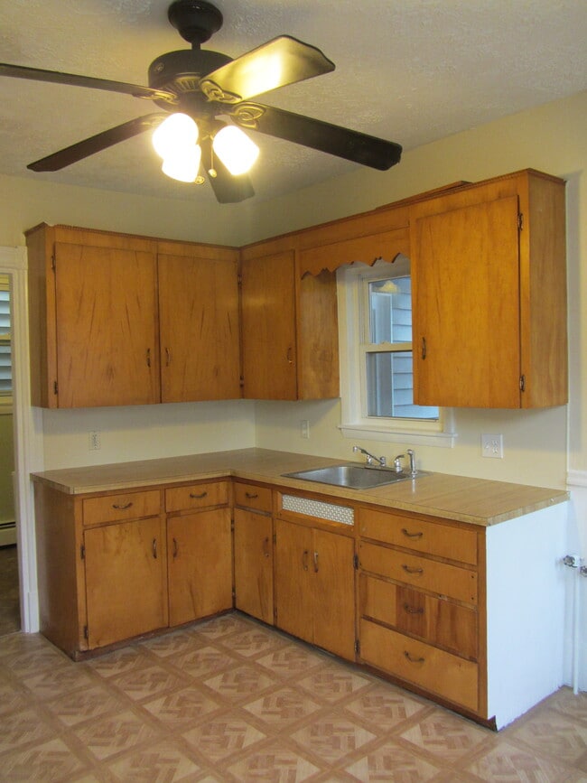 Building Photo - 86 Bacon/ 62 High Unit High 101 Rental