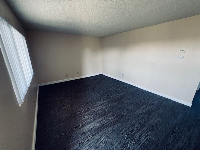 Photo - Sequoia Gardens Apartments