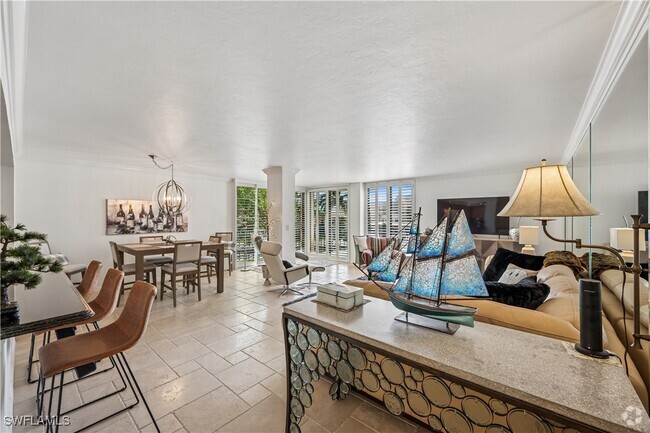 Building Photo - 3115 Gulf Shore Blvd N Unit 112S Rental