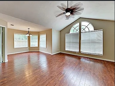 Photo - 637 Greencove Terrace