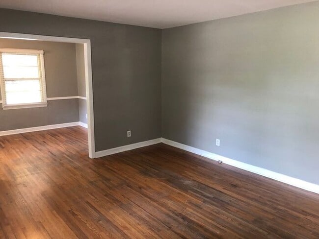 Photo - 3bed/2 bath home in Shannon Park in Charlotte