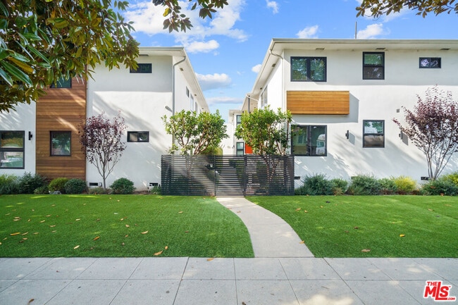 Photo - 11795 Gateway Blvd Unit 4